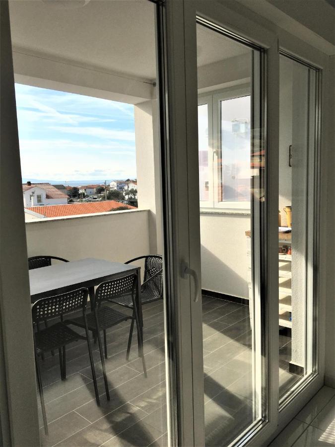 Apartment Ivetka Banjol Exterior photo
